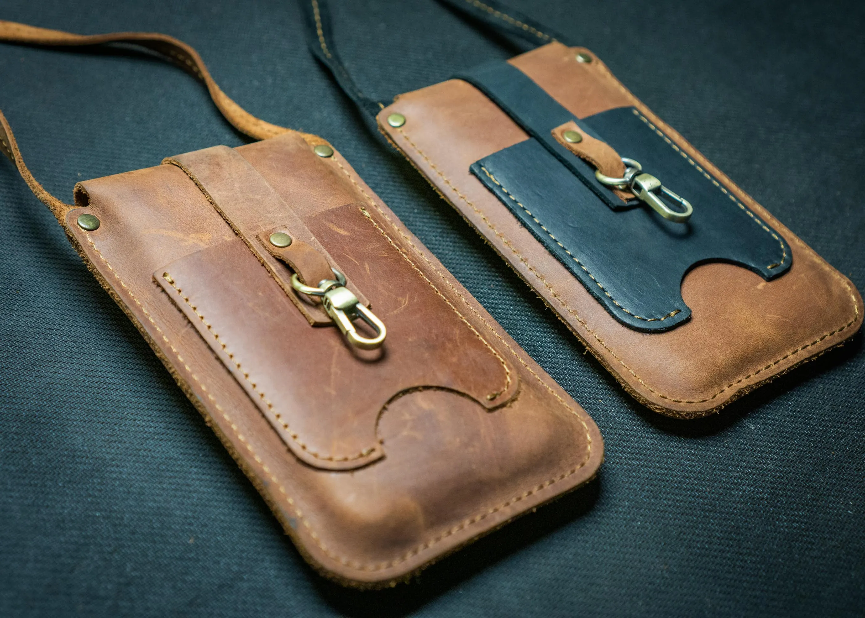 Artisan leather phone bag | Crossbody pouch women's