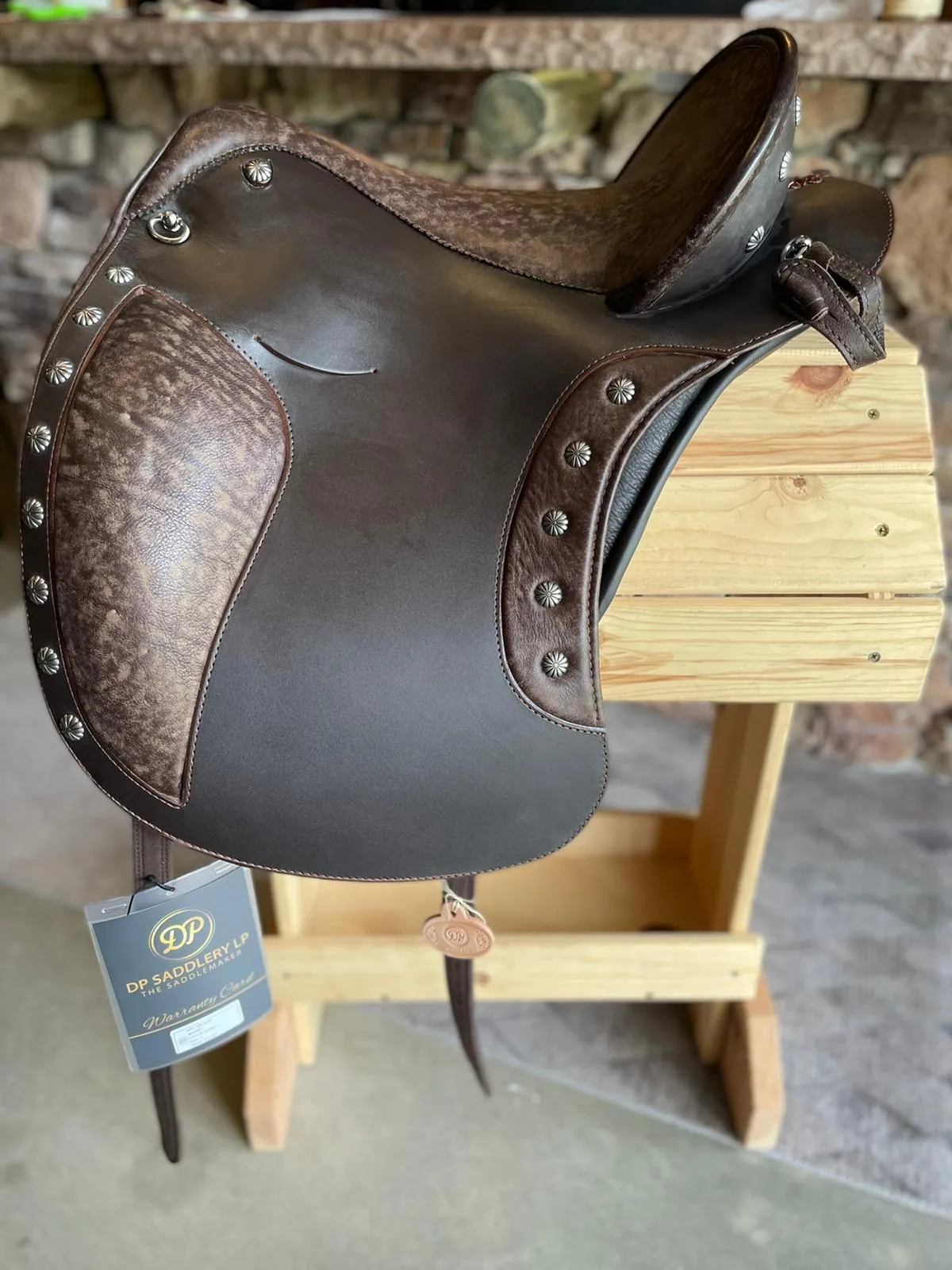 DP Saddlery El Campo 5236