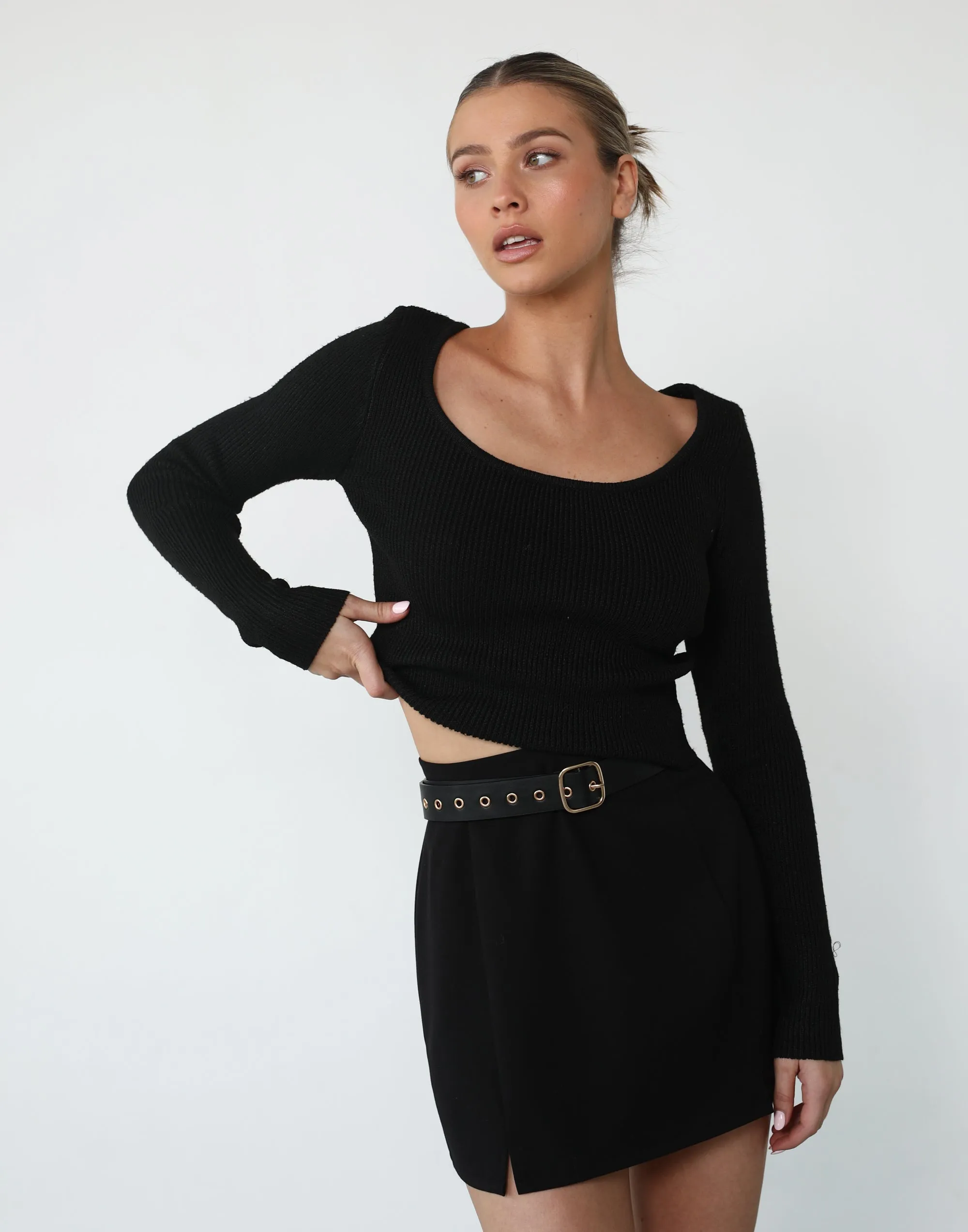 Ianne Long Sleeve Top (Black)