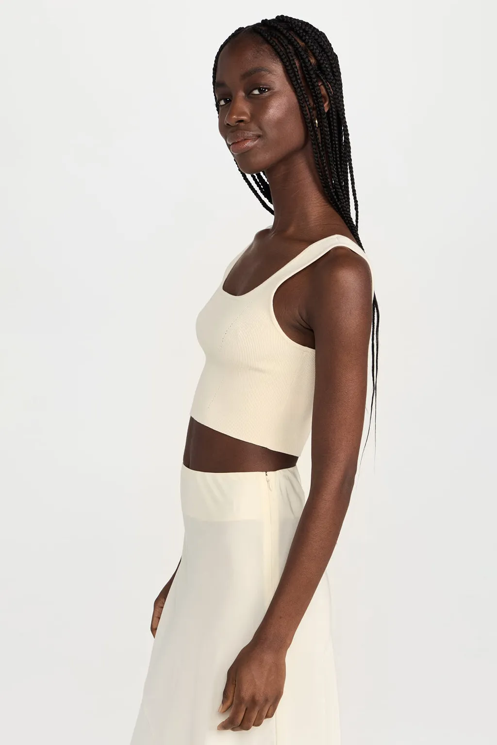 ILIA STRETCH CROP TOP IN CREAM