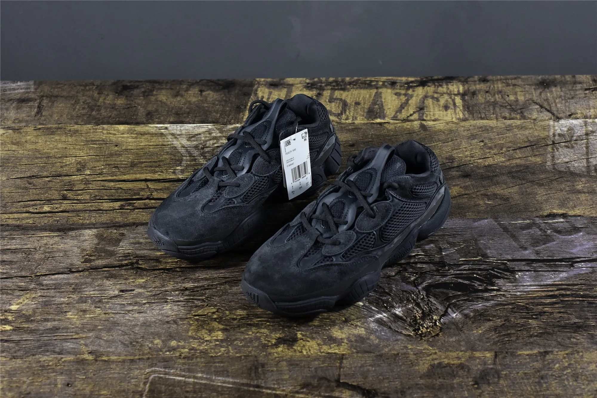 Yeezy 500 'Utility Black'